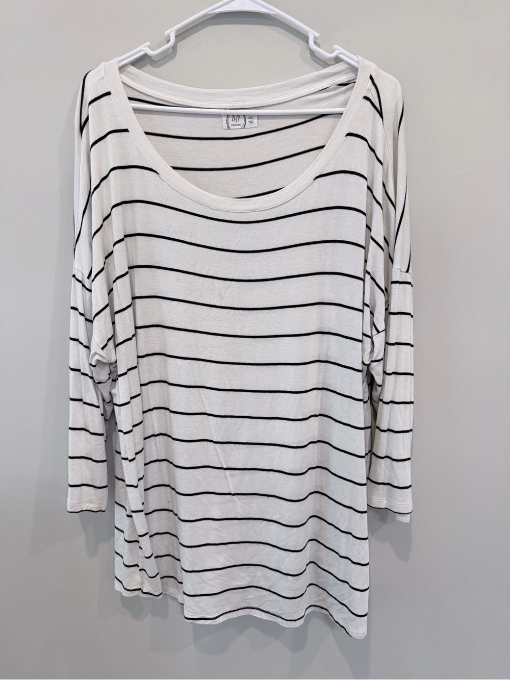 Maurices White Long Sleeve Scoop Neck Top with Black Stripes